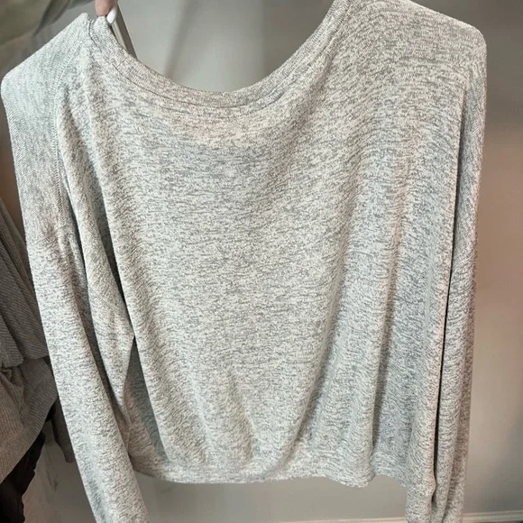 Ivory Ella Heather Gray Sweatshirt - Picture 4 of 4